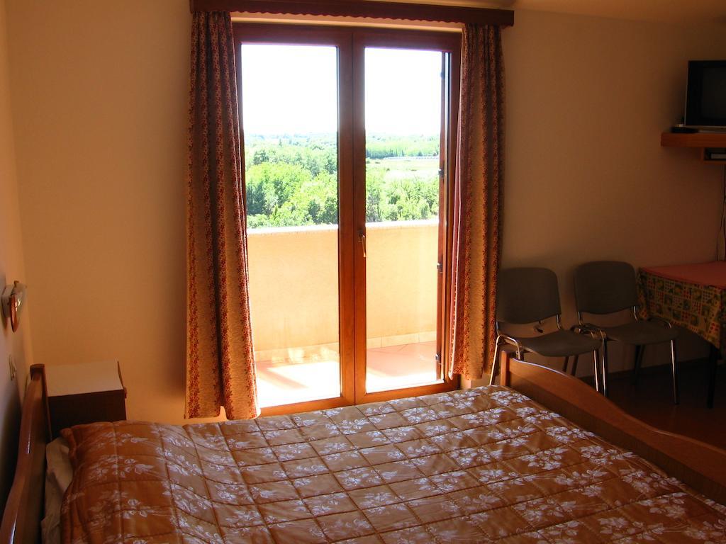 Guest House Caterina Poreč Eksteriør billede